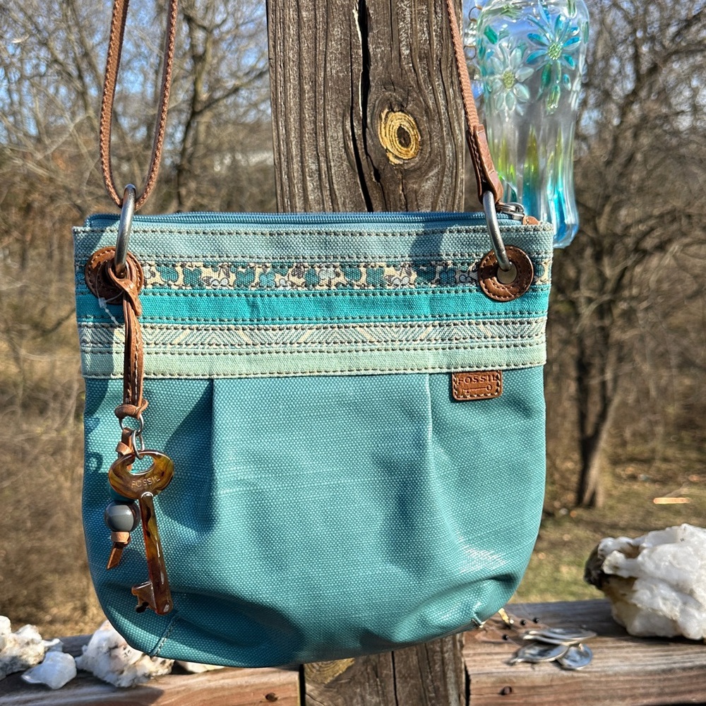 Fossil Teal Boho Kee-per Crossbody Bag. Vintage. Has KEY HANG TAG!  Rare